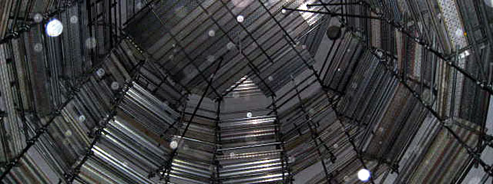 �����e�i���X�p����H��